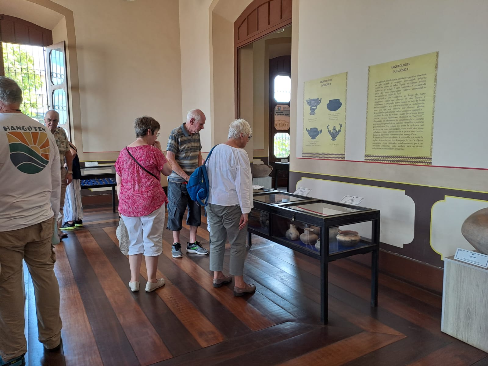 Centro Cultural João Fona recebe grupo de turistas norte-americanos