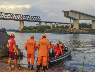 Risco de desabamento suspende buscas na ponte entre o MA e TO